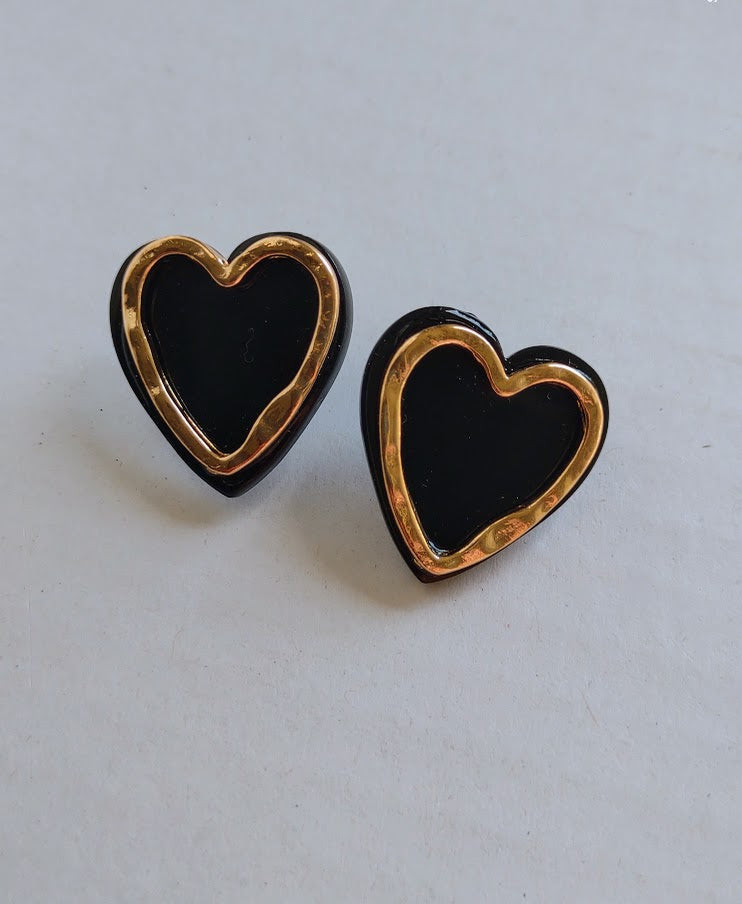 Black heart earrings