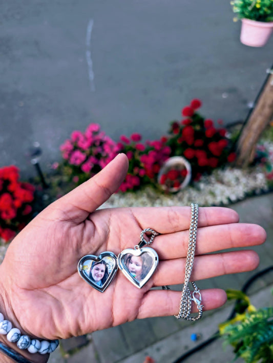 Heart locket